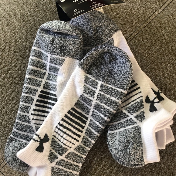 3pairs L Under Armour Elevated No-Show Socks - Picture 2 of 5